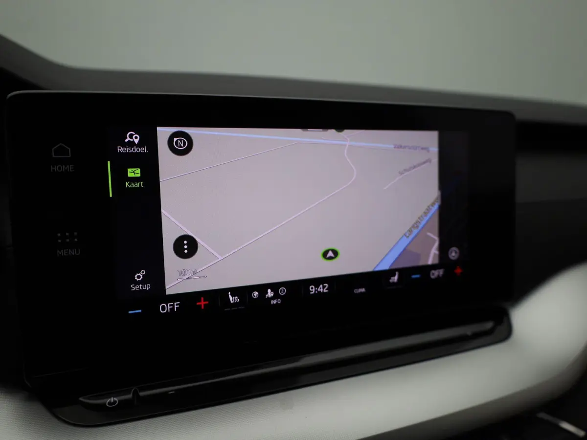 1.0 e-TSI Ambition AUTOMAAT | NAVIGATIE | CAMERA| SPORSTOELEN | MASSAGE | STOEL & STUURVERWARMING | DAB | CRUISE | CLIMA | LMV | 12 MAANDEN BOVAG GARANTIE |