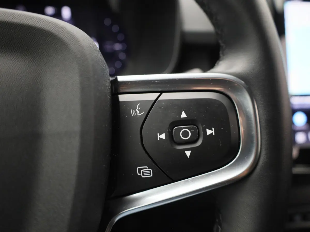 Core | Automaat | Apple Carplay / Android Auto | Camera | Parkeersensoren | 12 MAANDEN BOVAG GARANTIE |