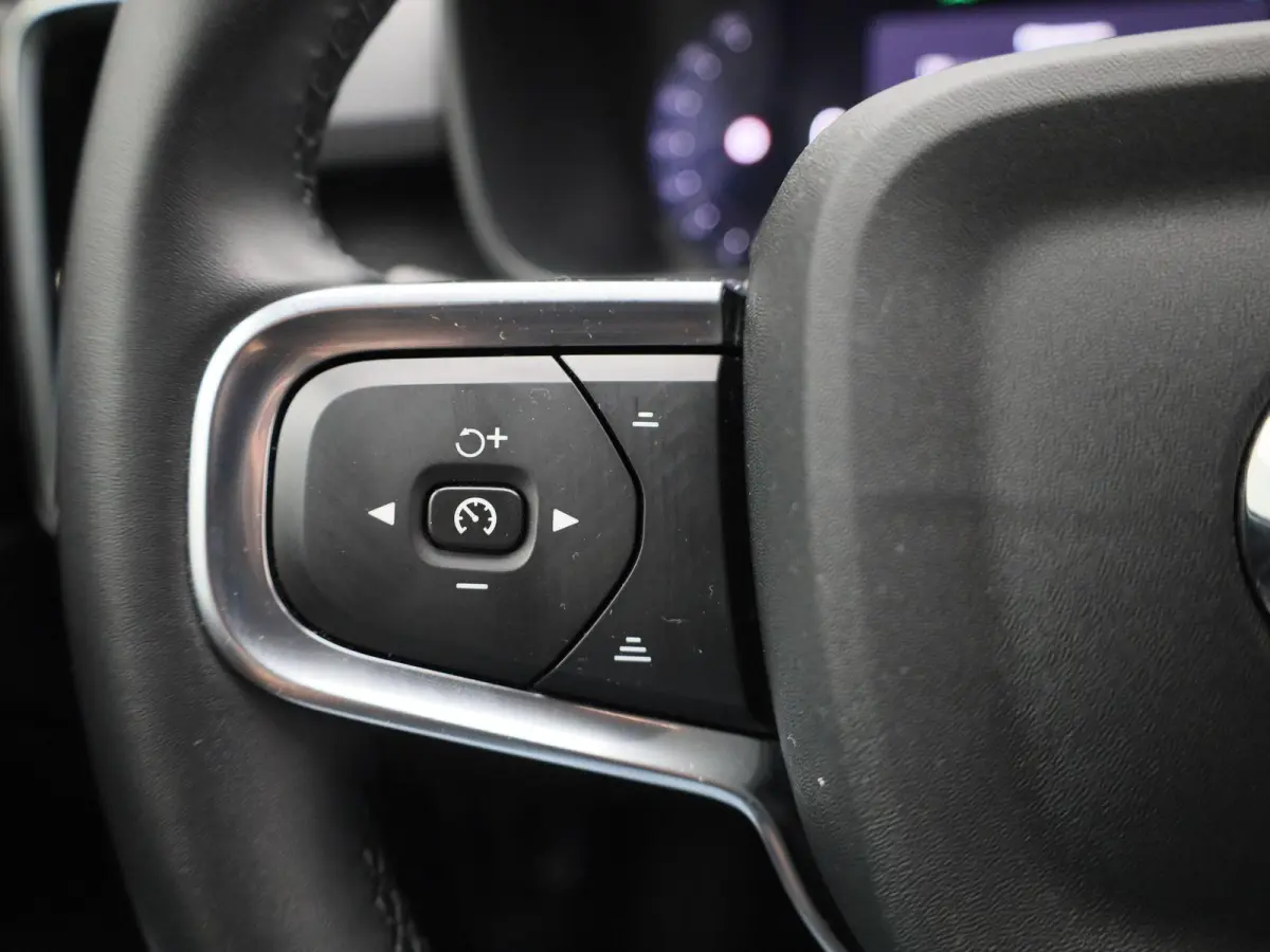 Core | Automaat | Apple Carplay / Android Auto | Camera | Parkeersensoren | 12 MAANDEN BOVAG GARANTIE |