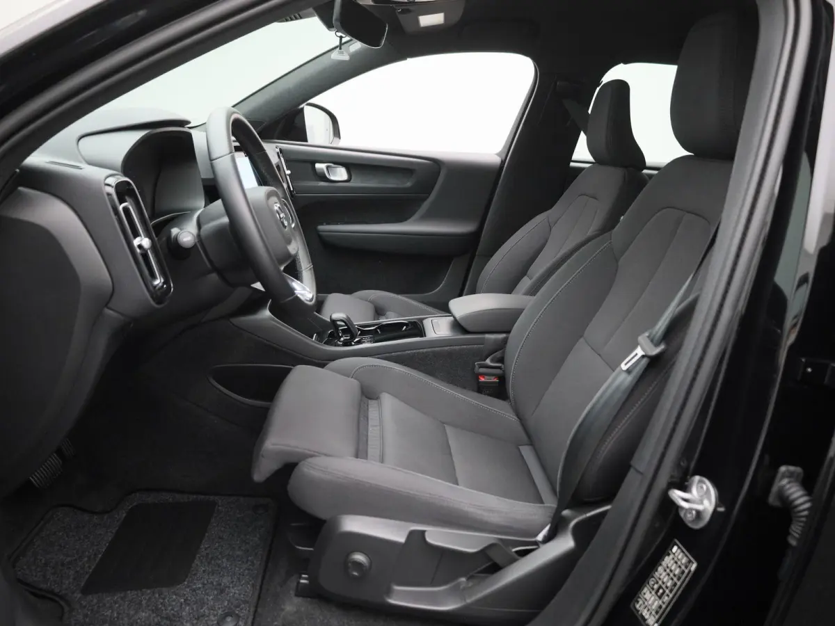 Core | Automaat | Apple Carplay / Android Auto | Camera | Parkeersensoren | 12 MAANDEN BOVAG GARANTIE |