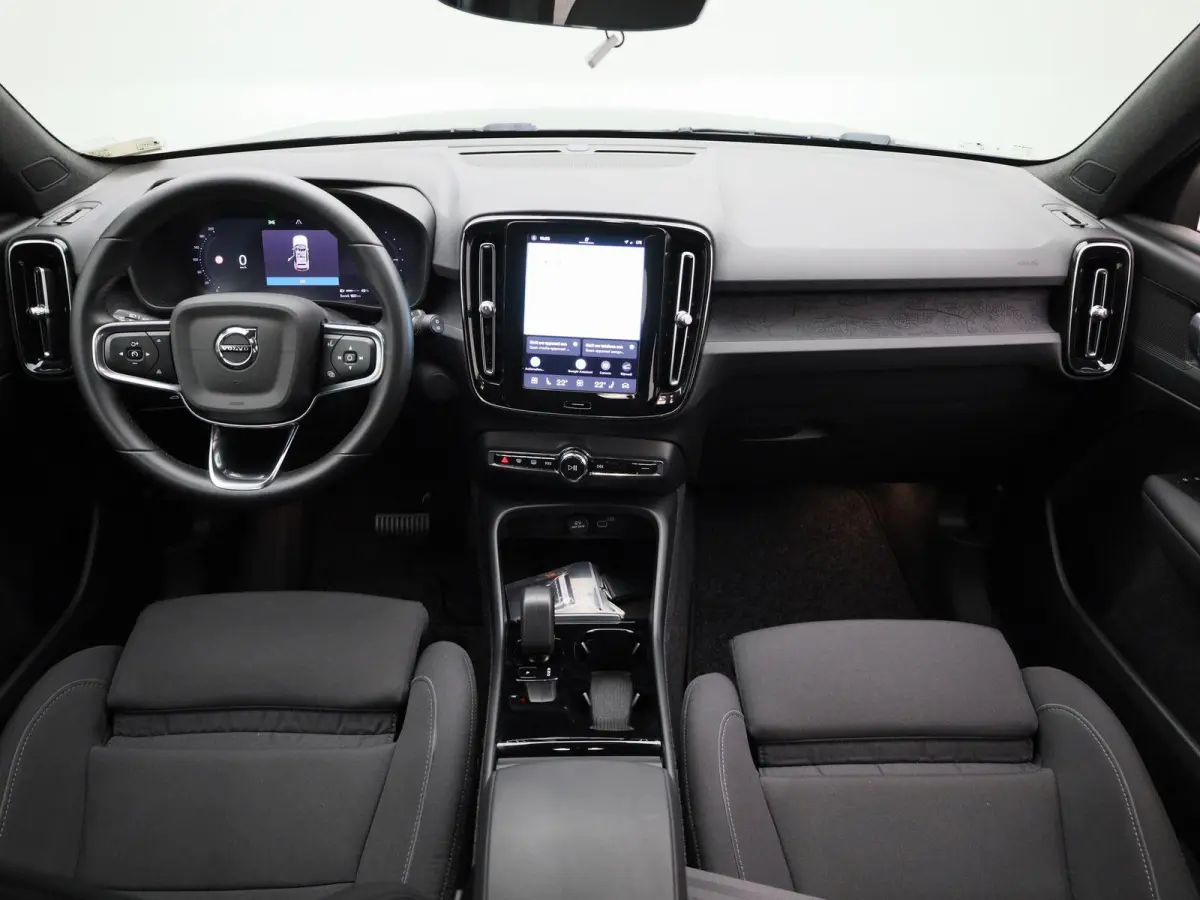 Core | Automaat | Apple Carplay / Android Auto | Camera | Parkeersensoren | 12 MAANDEN BOVAG GARANTIE |