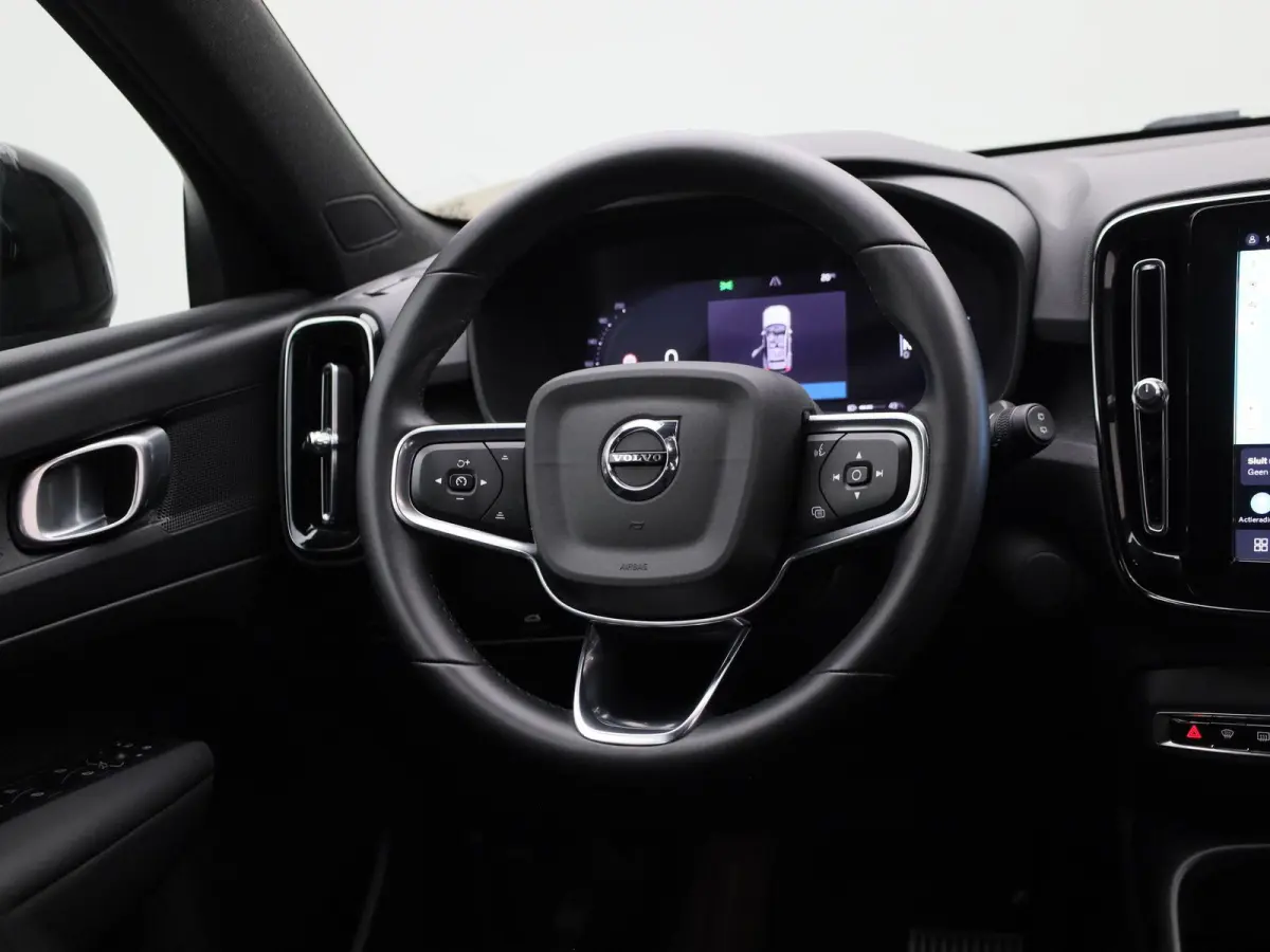 Core | Automaat | Apple Carplay / Android Auto | Camera | Parkeersensoren | 12 MAANDEN BOVAG GARANTIE |