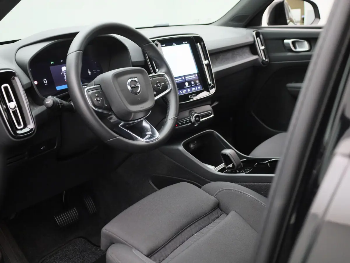 Core | Automaat | Apple Carplay / Android Auto | Camera | Parkeersensoren | 12 MAANDEN BOVAG GARANTIE |