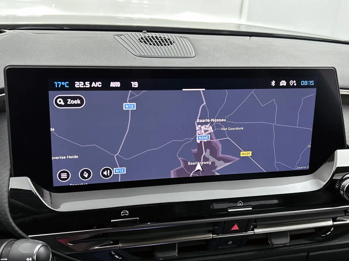 1.6 Plug-in Hybrid 225pk Business Plus Automaat | Stoelverwarming | Dakrails | Navigatie | Climate Control | Adaptieve Cruise Control | Camera | 19"LMV | Keyless Entry/Start |