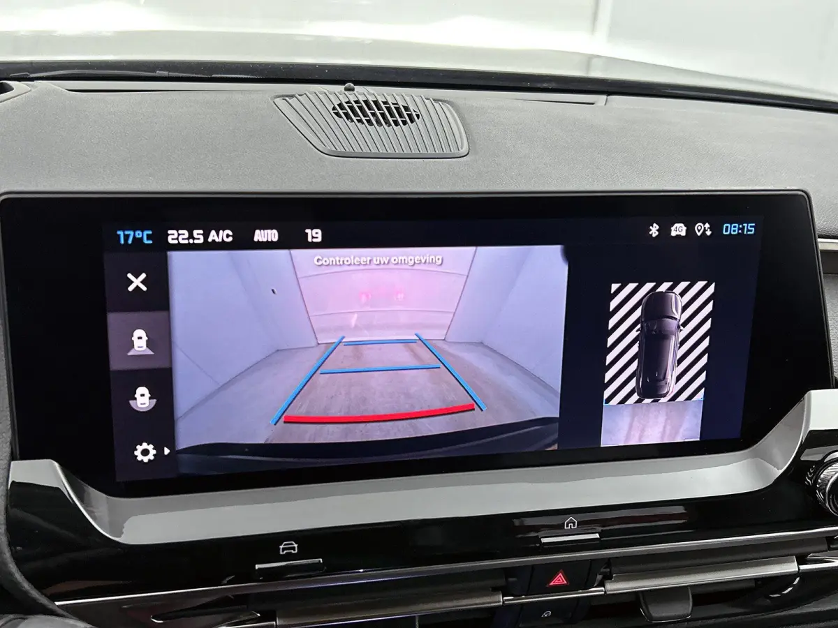 1.6 Plug-in Hybrid 225pk Business Plus Automaat | Stoelverwarming | Dakrails | Navigatie | Climate Control | Adaptieve Cruise Control | Camera | 19"LMV | Keyless Entry/Start |