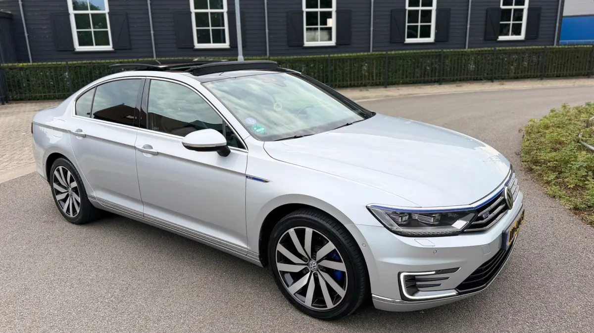 1.4 TSI GTE 218PK Panoramadak Virtual Display Leer Navi Led-Xenon 360"Camera