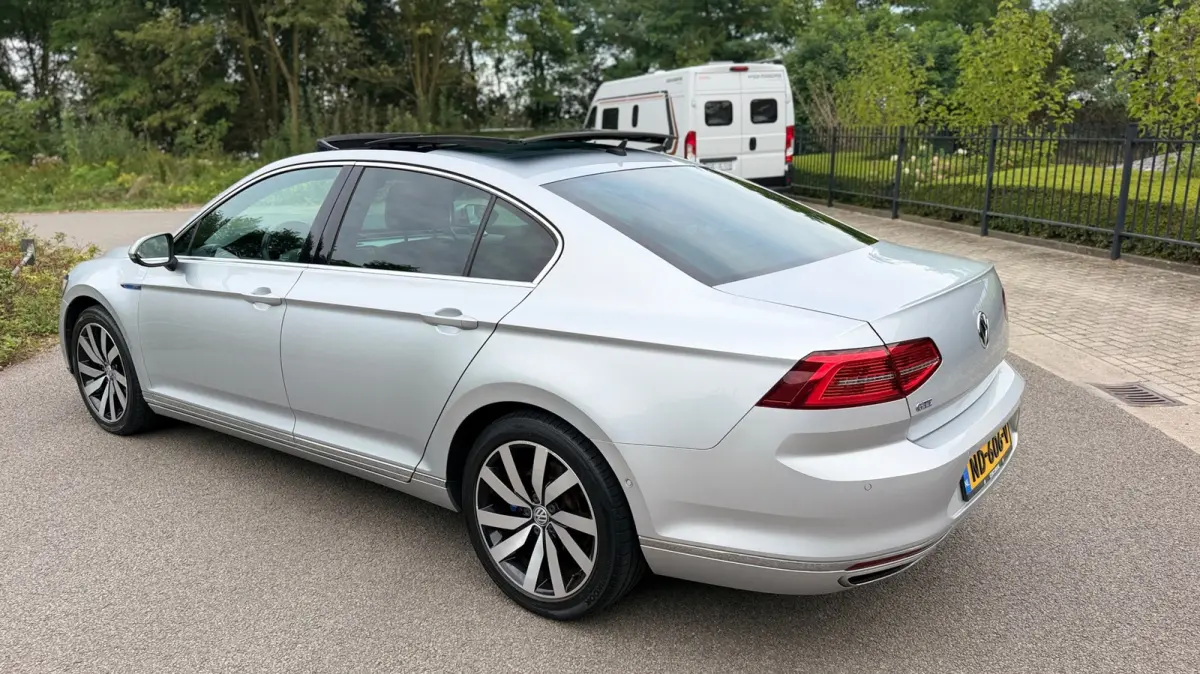 1.4 TSI GTE 218PK Panoramadak Virtual Display Leer Navi Led-Xenon 360"Camera