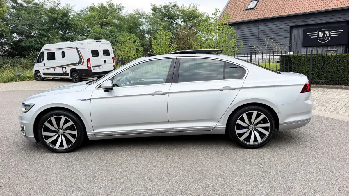 1.4 TSI GTE 218PK Panoramadak Virtual Display Leer Navi Led-Xenon 360"Camera