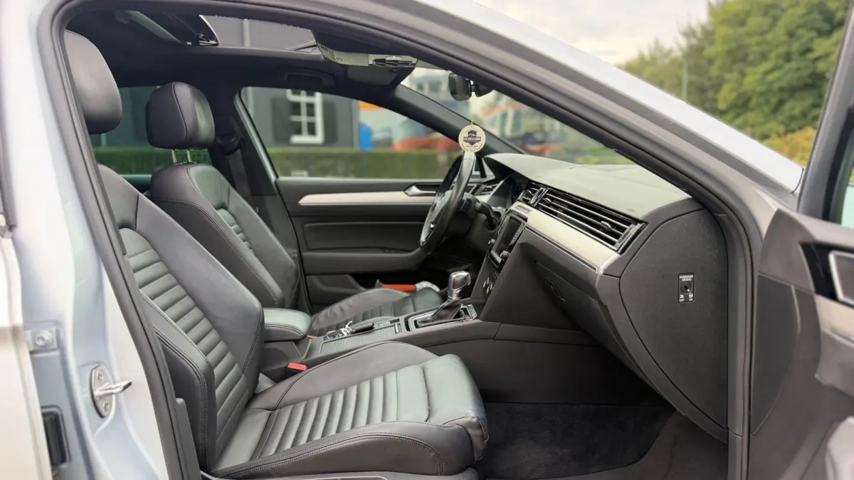1.4 TSI GTE 218PK Panoramadak Virtual Display Leer Navi Led-Xenon 360"Camera