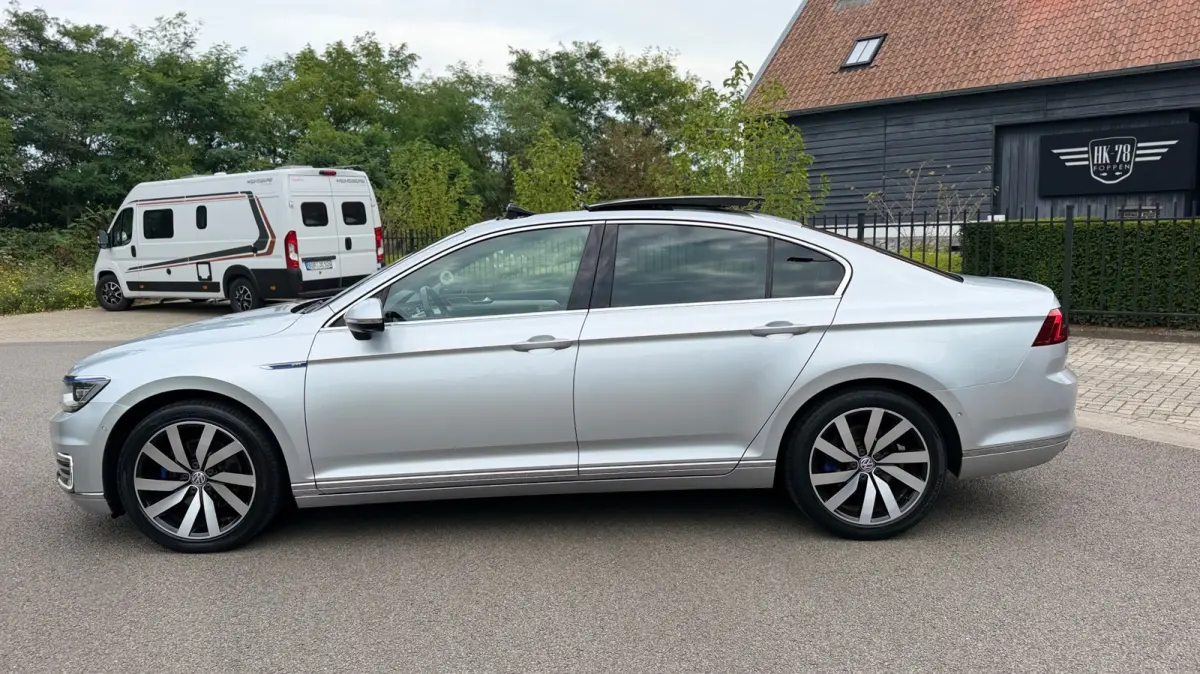 1.4 TSI GTE 218PK Panoramadak Virtual Display Leer Navi Led-Xenon 360"Camera