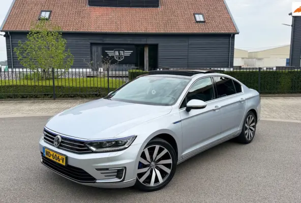 1.4 TSI GTE 218PK Panoramadak Virtual Display Leer Navi Led-Xenon 360"Camera