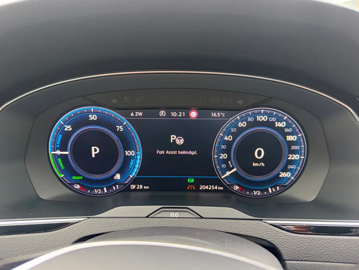 1.4 TSI GTE 218PK Panoramadak Virtual Display Leer Navi Led-Xenon 360"Camera