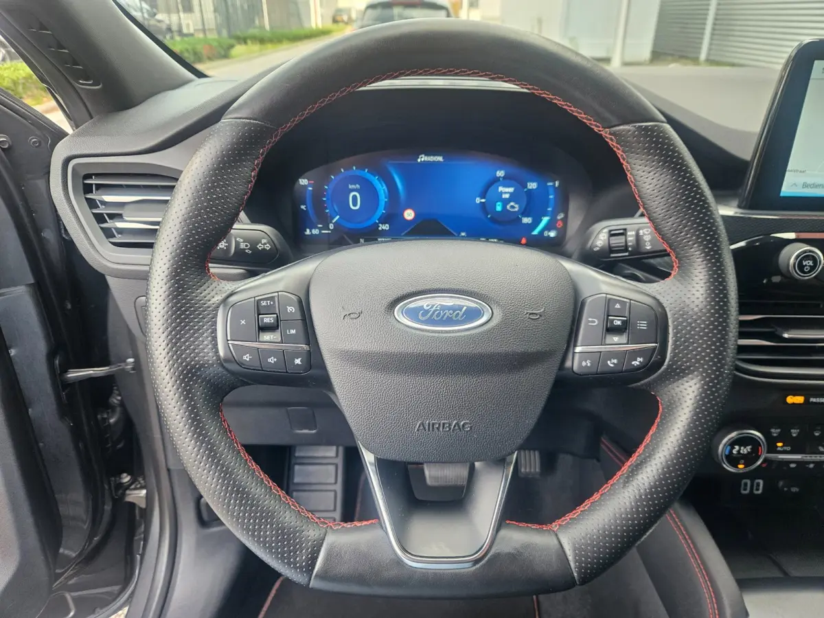 2.5 PHEV ST-Line LED Camera Carplay Lane Trekhaak