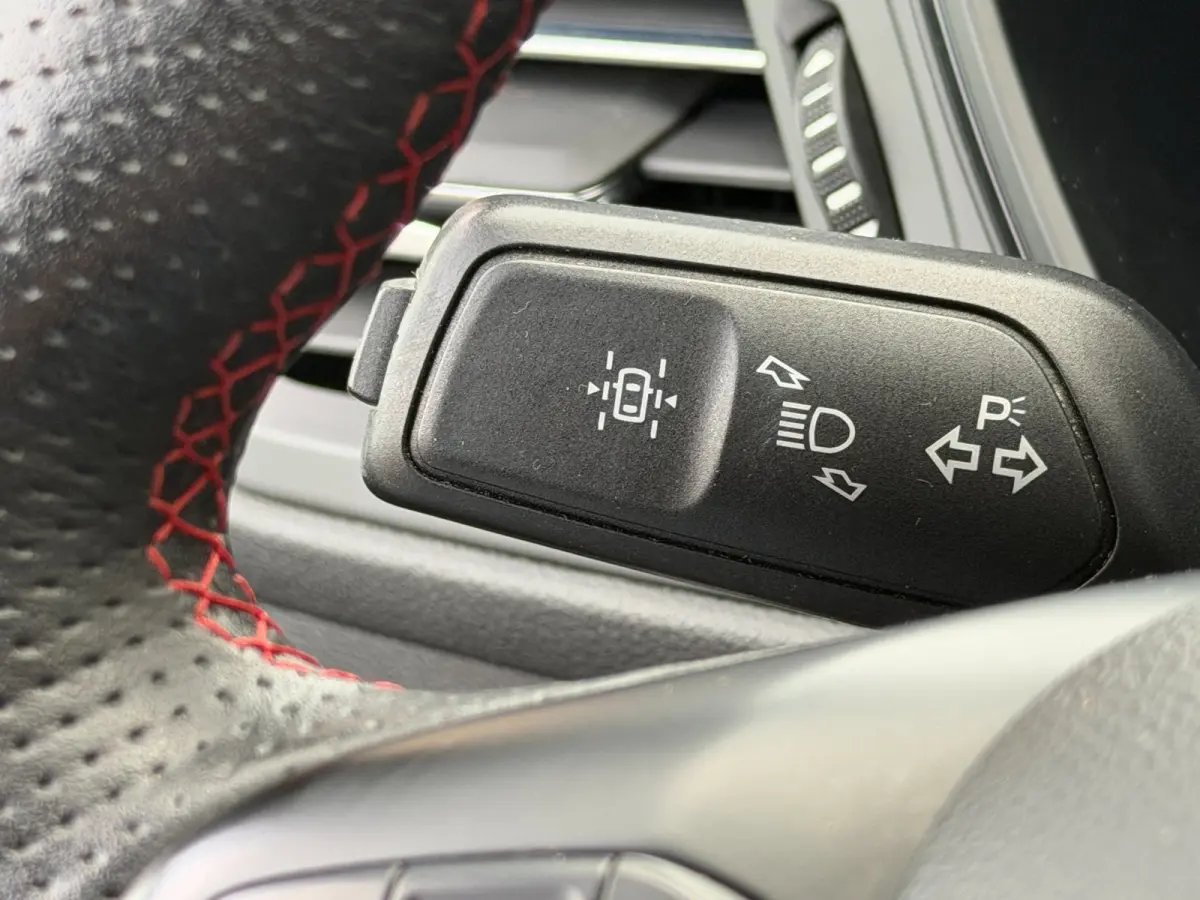 2.5 PHEV ST-Line LED Camera Carplay Lane Trekhaak