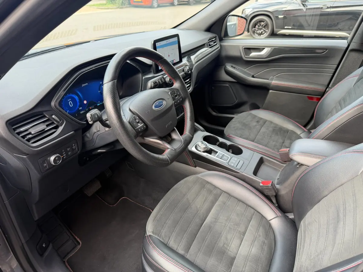 2.5 PHEV ST-Line LED Camera Carplay Lane Trekhaak