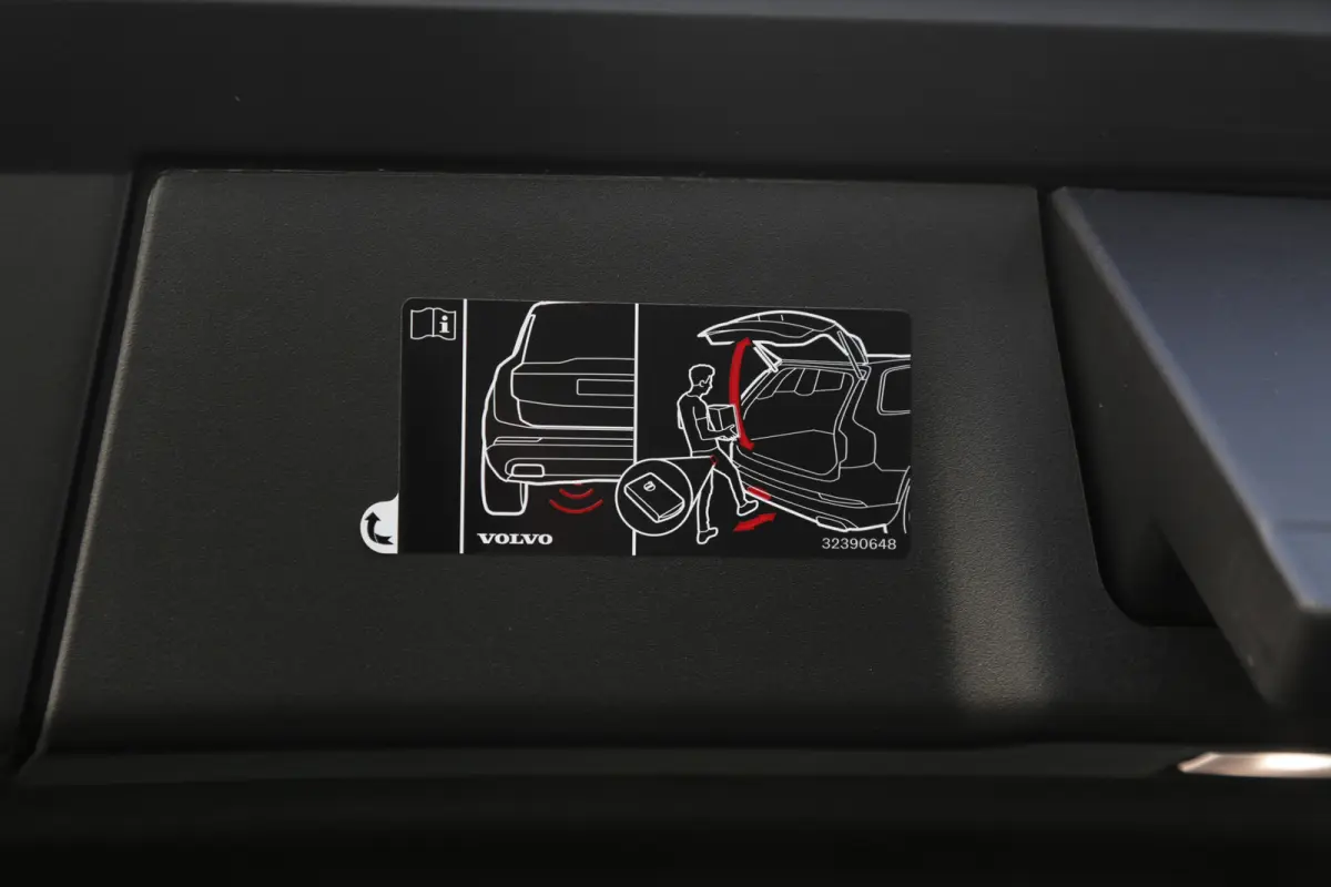 2.0 T6 Plug-in hybrid 350PK AWD Long Range*Bright Dusk Metallic!*Fabrieksgarantie*Elek. Trekhaak/Pilot ass./ACC/Stoelverw.V+A/Stuurwielverw./Leder/Dodehoek/Camera/Apple Carplay-Android/18 in
