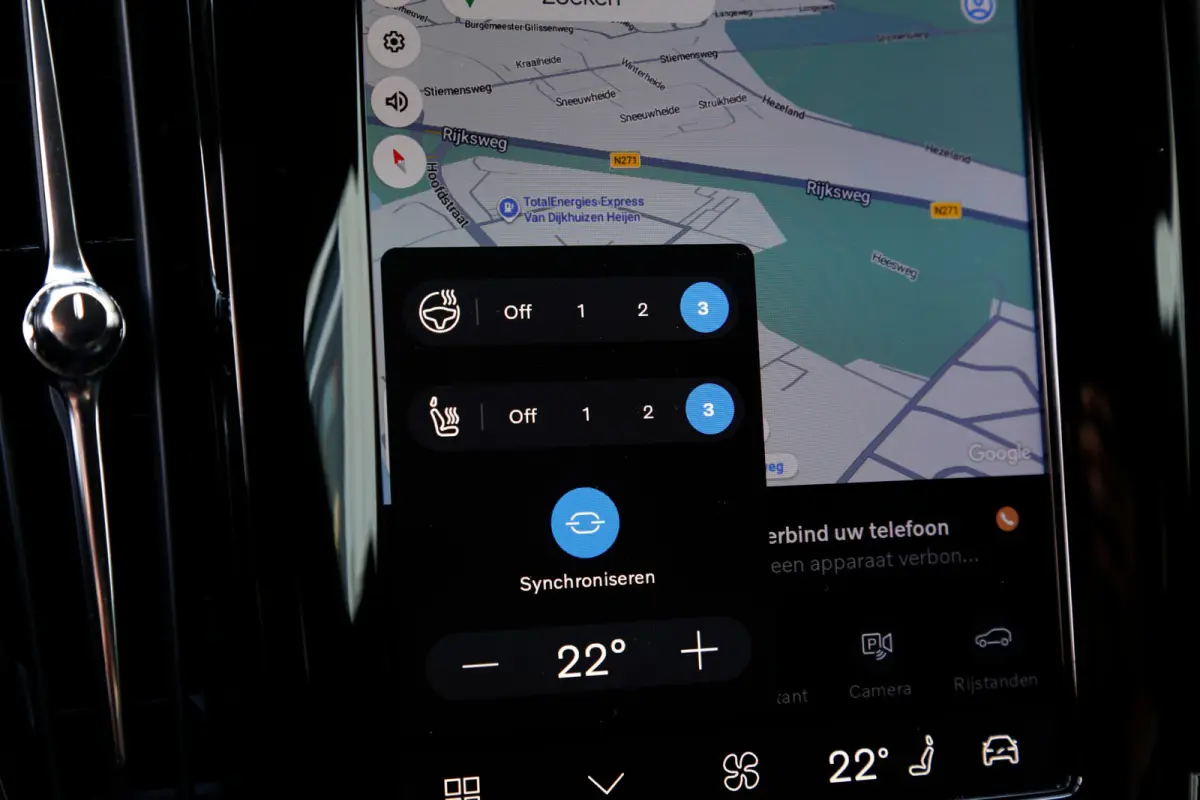 2.0 T6 Plug-in hybrid 350PK AWD Long Range*Bright Dusk Metallic!*Fabrieksgarantie*Elek. Trekhaak/Pilot ass./ACC/Stoelverw.V+A/Stuurwielverw./Leder/Dodehoek/Camera/Apple Carplay-Android/18 in