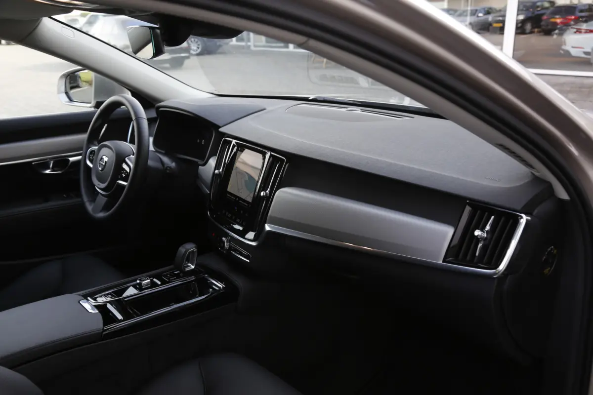 2.0 T6 Plug-in hybrid 350PK AWD Long Range*Bright Dusk Metallic!*Fabrieksgarantie*Elek. Trekhaak/Pilot ass./ACC/Stoelverw.V+A/Stuurwielverw./Leder/Dodehoek/Camera/Apple Carplay-Android/18 in