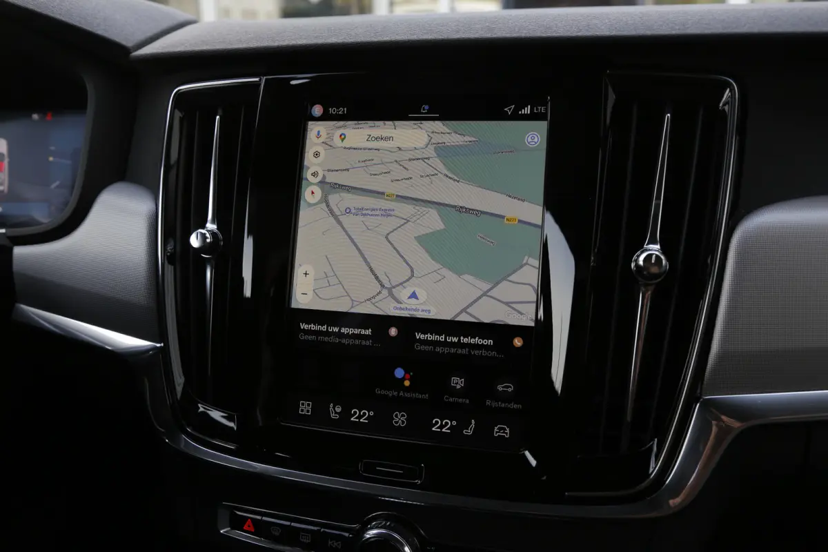 2.0 T6 Plug-in hybrid 350PK AWD Long Range*Bright Dusk Metallic!*Fabrieksgarantie*Elek. Trekhaak/Pilot ass./ACC/Stoelverw.V+A/Stuurwielverw./Leder/Dodehoek/Camera/Apple Carplay-Android/18 in