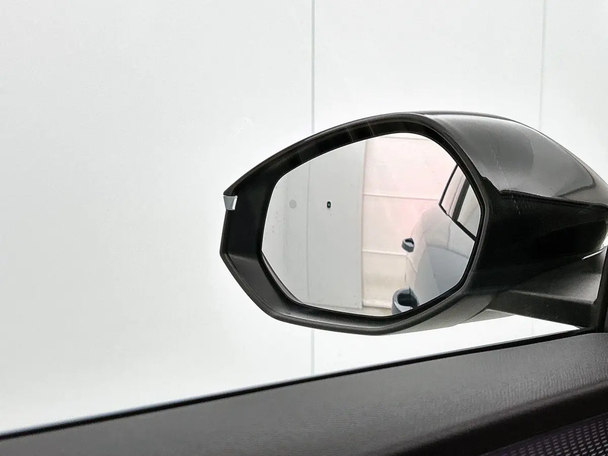 1.2 145pk Hybrid GT Automaat | Elektrische Achterklep | 360 Camera | Navigatie | Adaptieve Cruise Control | Matrix-LED | 19"LMV | Dodehoekdetectie | Keyless Entry/Start | Stoelverwarming | A