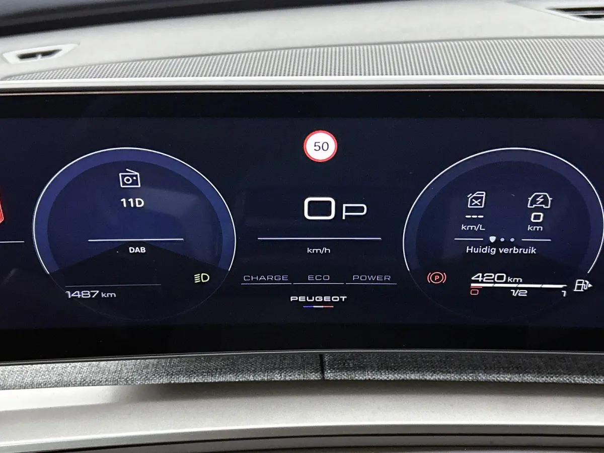 1.2 145pk Hybrid GT Automaat | Elektrische Achterklep | 360 Camera | Navigatie | Adaptieve Cruise Control | Matrix-LED | 19"LMV | Dodehoekdetectie | Keyless Entry/Start | Stoelverwarming | A