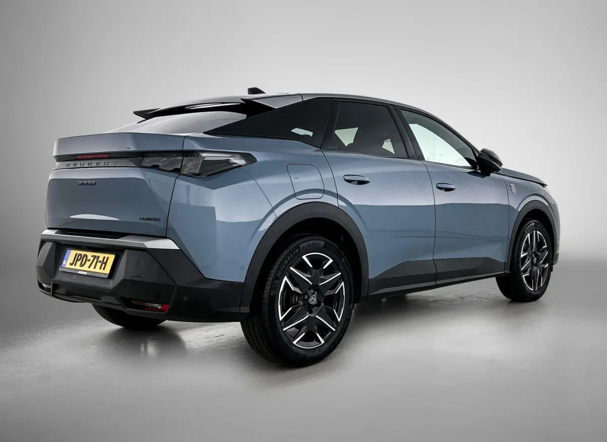 1.2 145pk Hybrid GT Automaat | Elektrische Achterklep | 360 Camera | Navigatie | Adaptieve Cruise Control | Matrix-LED | 19"LMV | Dodehoekdetectie | Keyless Entry/Start | Stoelverwarming | A