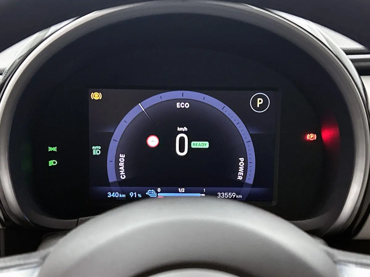 156pk La Prima 54 kWh Automaat | 3 Fase | Elektrische Achterklep | Elektrische Bestuurdersstoel met Massage | Navigatie | Climate Control | Adaptieve Cruise Control | 18" LMV | Achteruitrijc