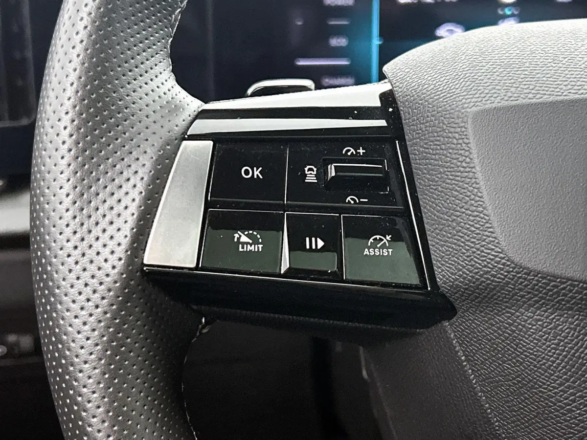 1.2 145pk Hybrid GS Automaat | Schuif-/Kanteldak | 360 Camera | Adaptieve Cruise Control | Navigatie | Climate Control | Dodehoekdetectie | LED | 17"LMV | Apple Carplay/Android Auto |
