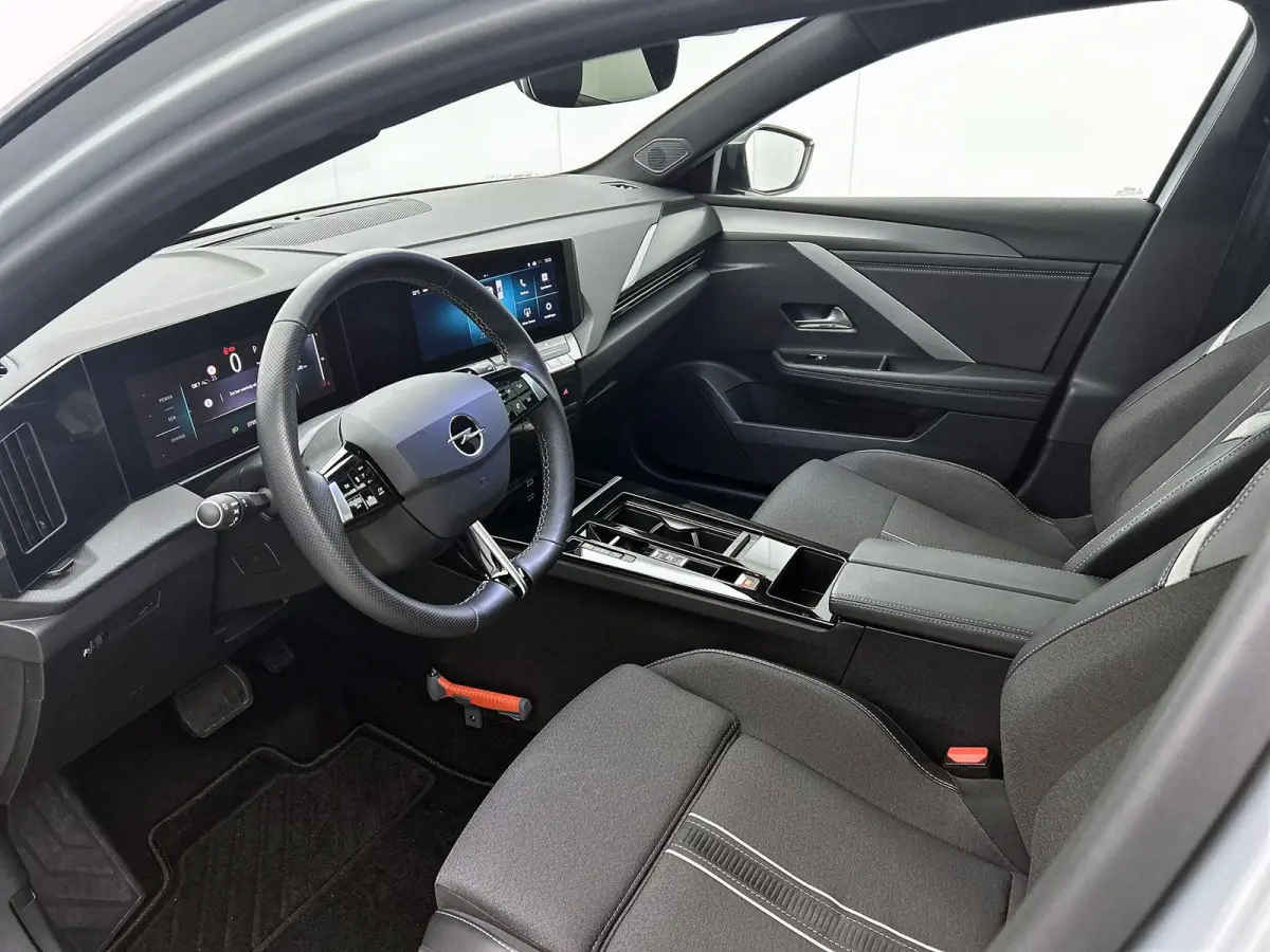1.2 145pk Hybrid GS Automaat | Schuif-/Kanteldak | 360 Camera | Adaptieve Cruise Control | Navigatie | Climate Control | Dodehoekdetectie | LED | 17"LMV | Apple Carplay/Android Auto |