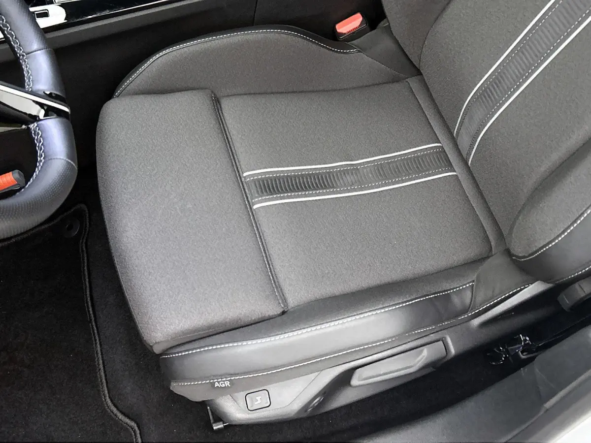 1.2 145pk Hybrid GS Automaat | Schuif-/Kanteldak | 360 Camera | Adaptieve Cruise Control | Navigatie | Climate Control | Dodehoekdetectie | LED | 17"LMV | Apple Carplay/Android Auto |