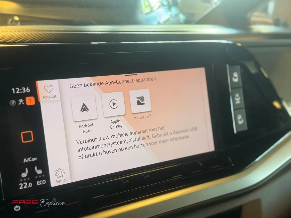 1.4 eHybrid L2H1 Edition / Massage / Memory / Pano / Keyless / Trekhaak / Camera / Sfeerverlichting / Carplay