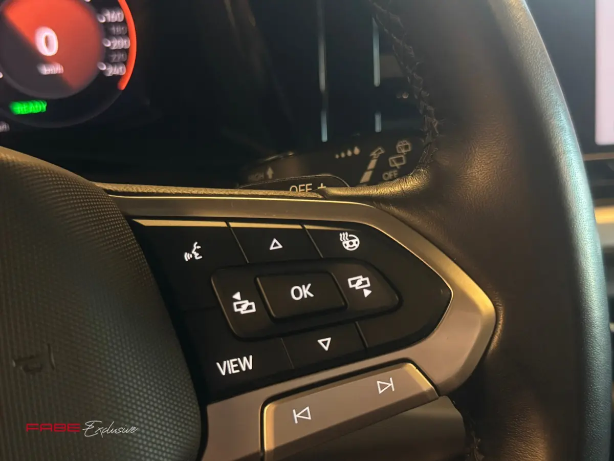1.4 eHybrid L2H1 Edition / Massage / Memory / Pano / Keyless / Trekhaak / Camera / Sfeerverlichting / Carplay
