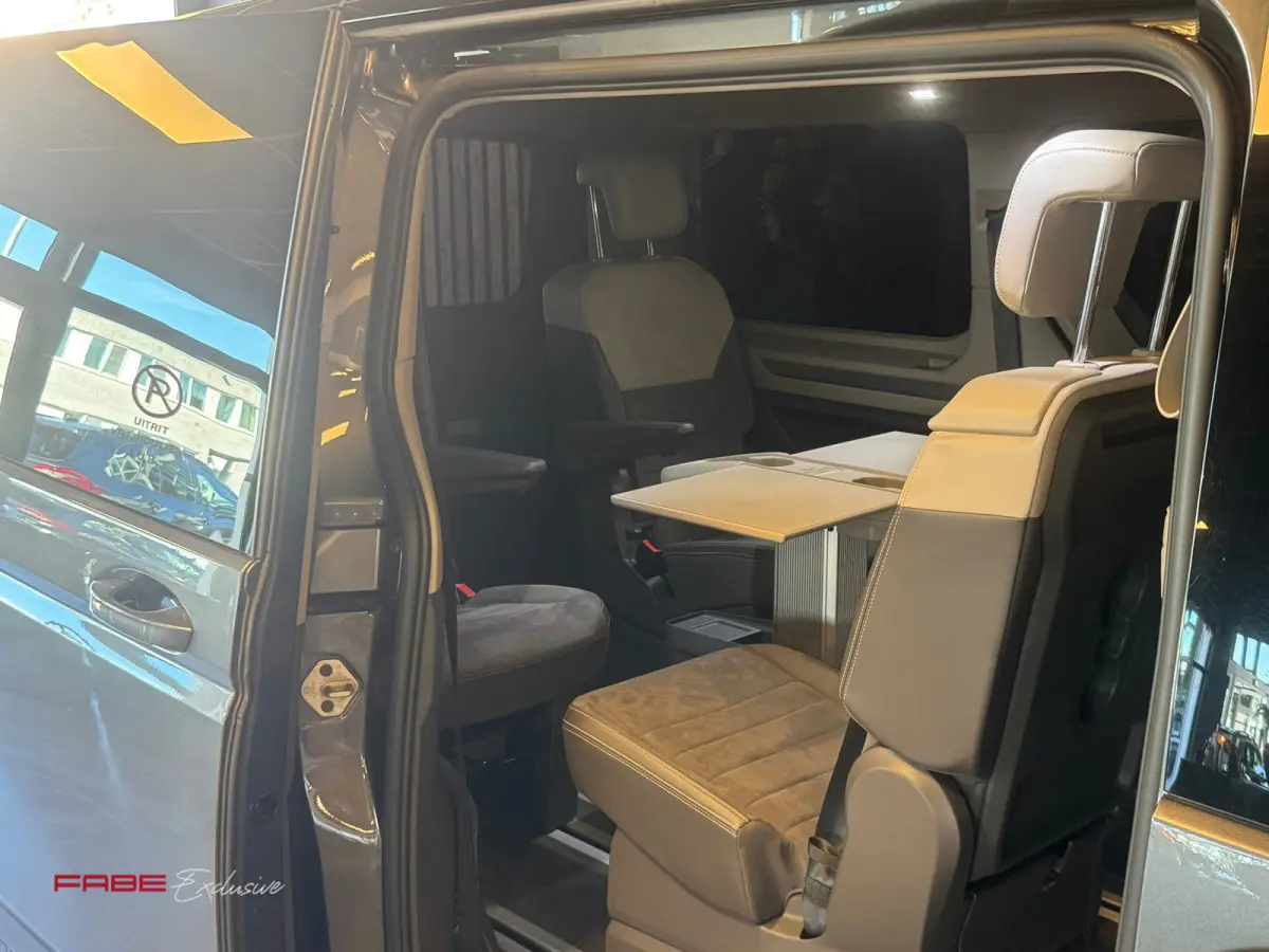 1.4 eHybrid L2H1 Edition / Massage / Memory / Pano / Keyless / Trekhaak / Camera / Sfeerverlichting / Carplay