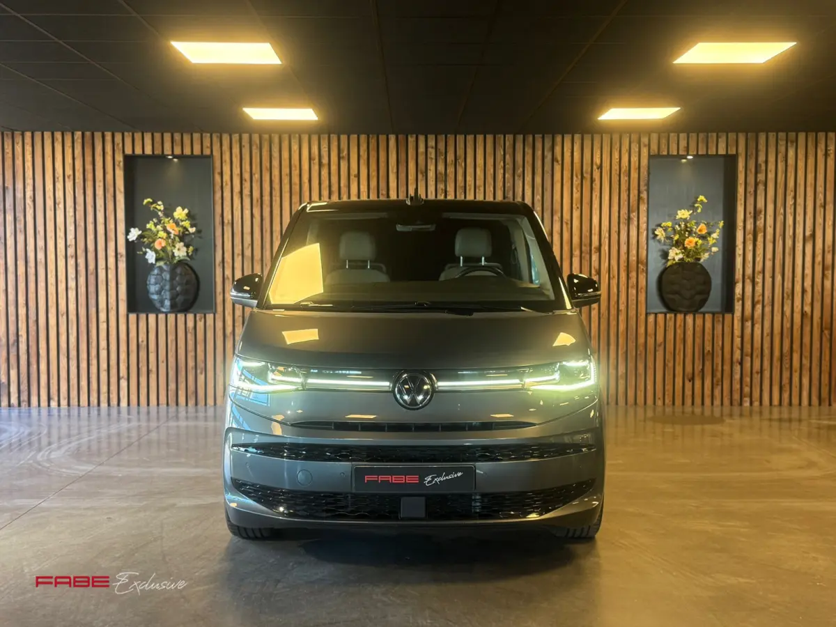 1.4 eHybrid L2H1 Edition / Massage / Memory / Pano / Keyless / Trekhaak / Camera / Sfeerverlichting / Carplay