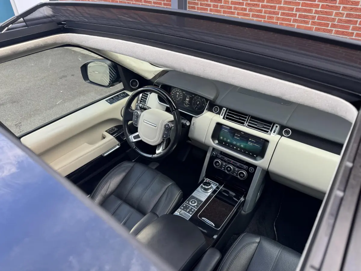 4.4 SDV8 Autobiography | Panoramadak | Trekhaak wegkl. | Massage stoelen | 1e eigenaar | Dealer onderhouden | NL |