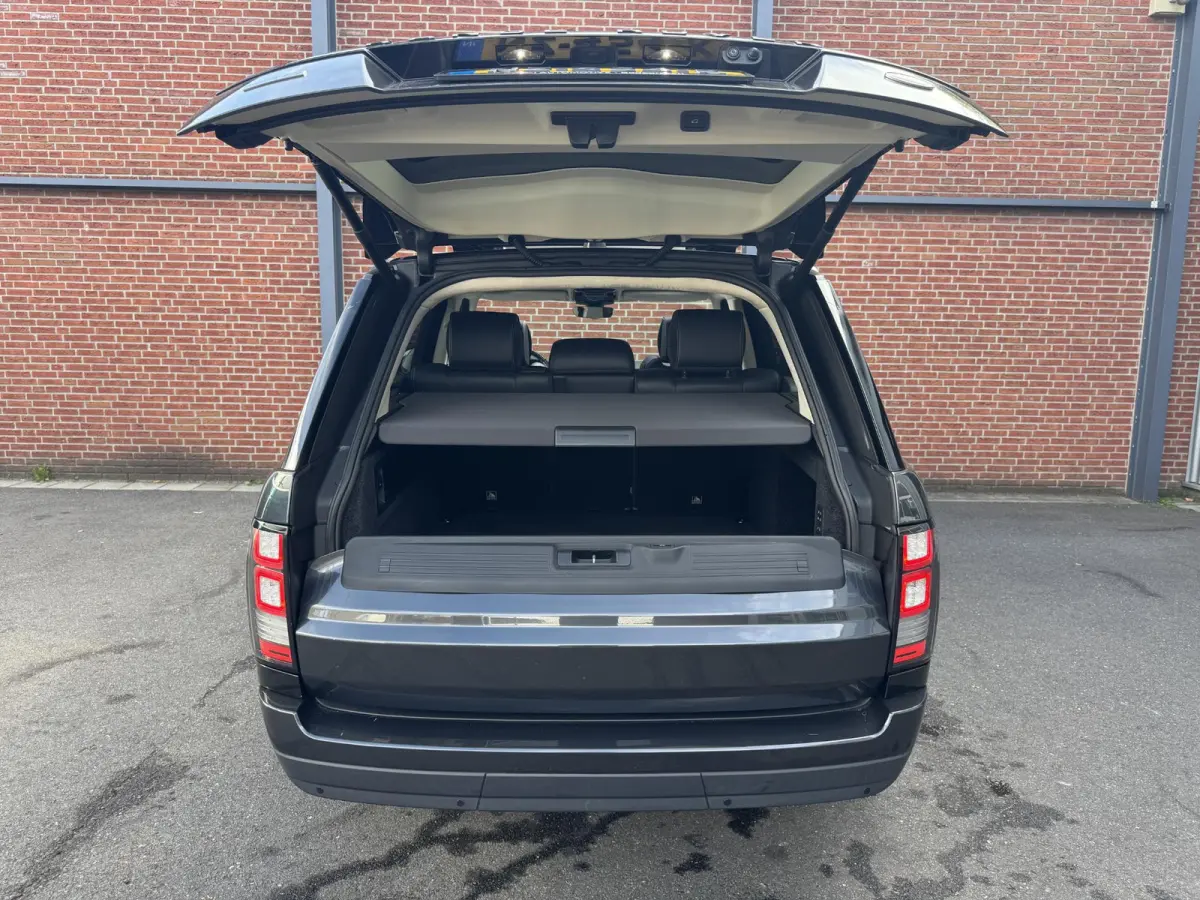 4.4 SDV8 Autobiography | Panoramadak | Trekhaak wegkl. | Massage stoelen | 1e eigenaar | Dealer onderhouden | NL |