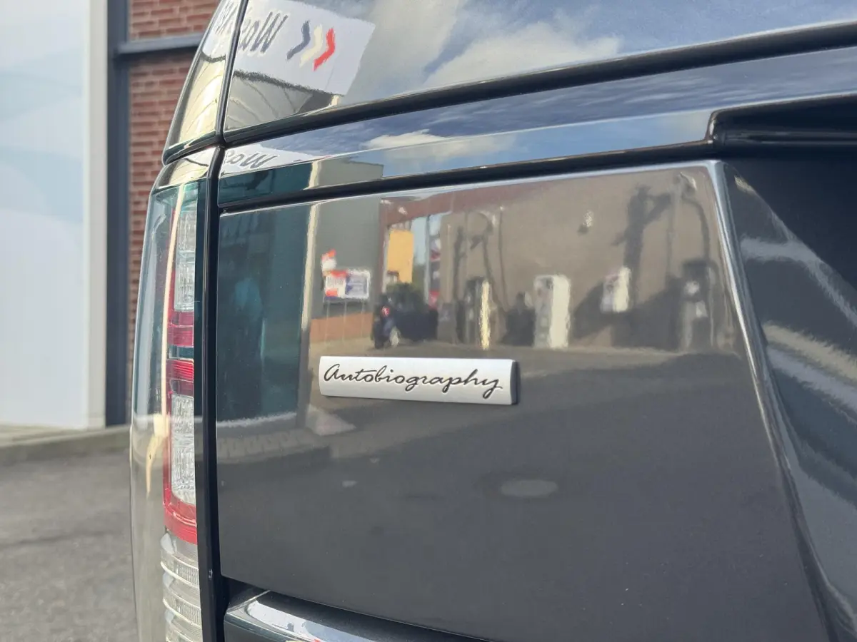 4.4 SDV8 Autobiography | Panoramadak | Trekhaak wegkl. | Massage stoelen | 1e eigenaar | Dealer onderhouden | NL |