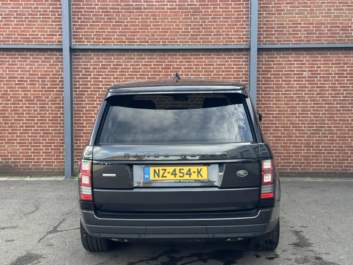 4.4 SDV8 Autobiography | Panoramadak | Trekhaak wegkl. | Massage stoelen | 1e eigenaar | Dealer onderhouden | NL |