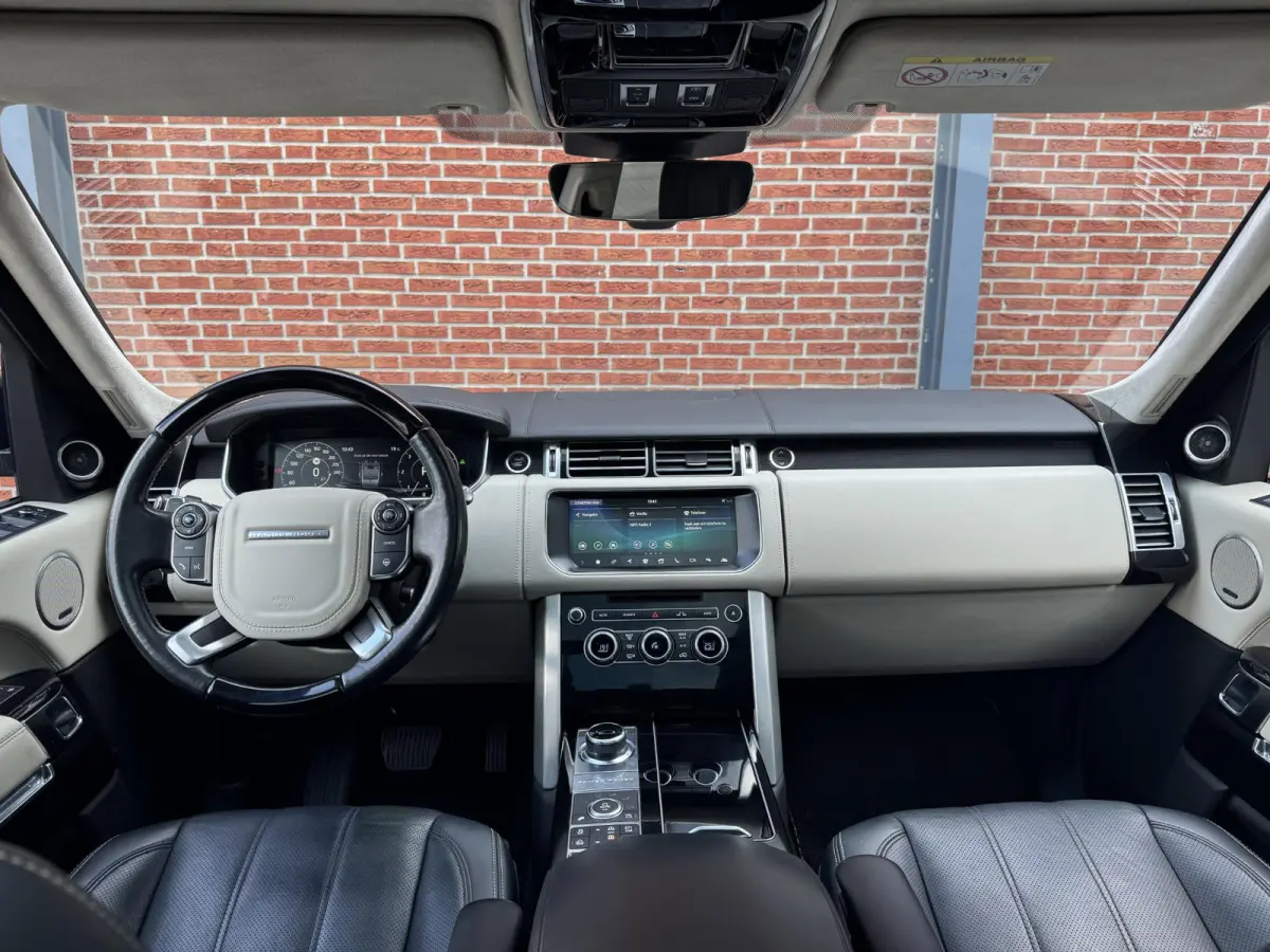 4.4 SDV8 Autobiography | Panoramadak | Trekhaak wegkl. | Massage stoelen | 1e eigenaar | Dealer onderhouden | NL |