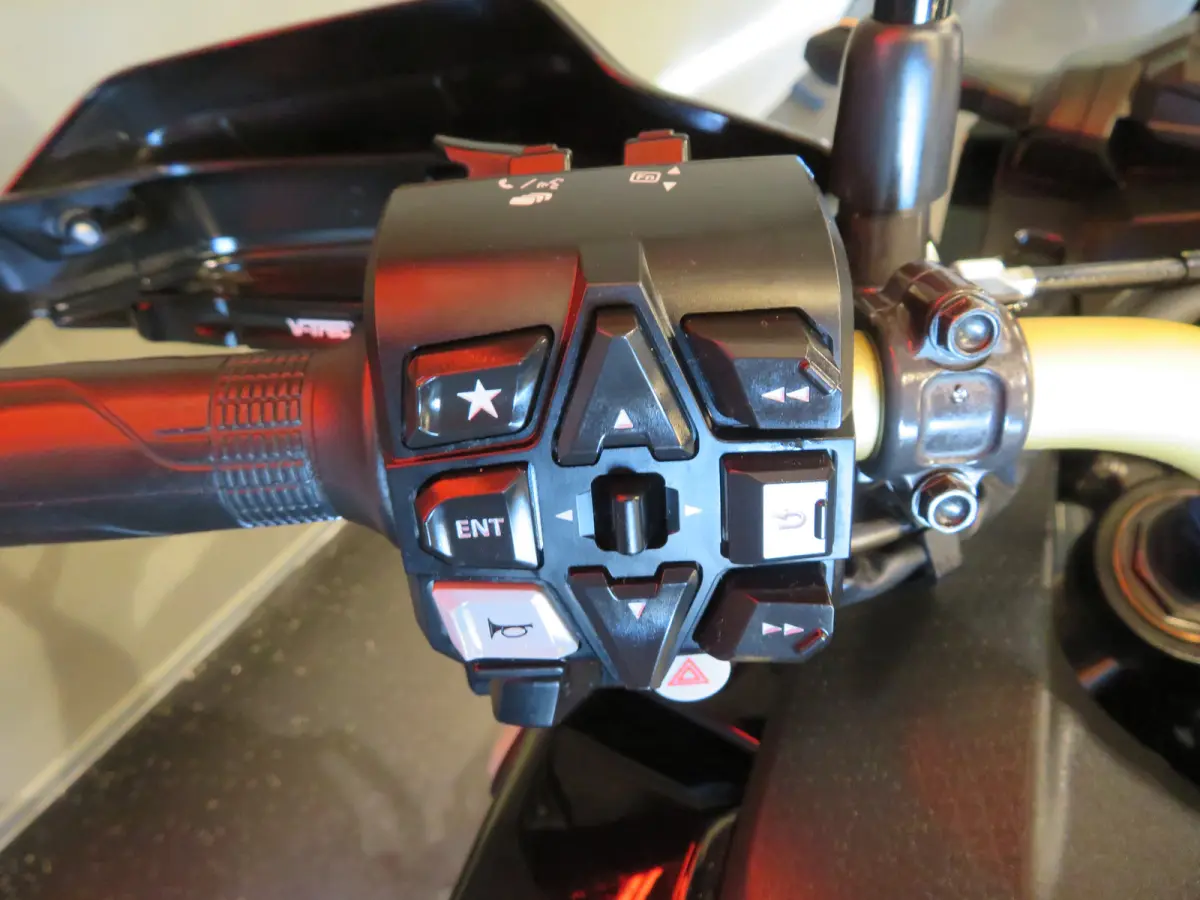 CRF 1100 AFRICA TWIN ADVENTURE SPOR