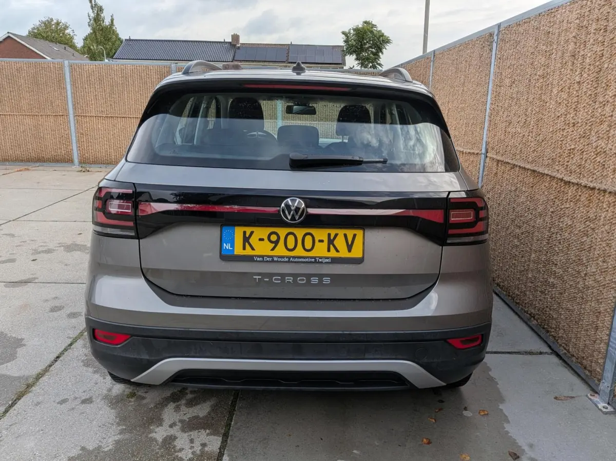 1.0 TSI Life Business