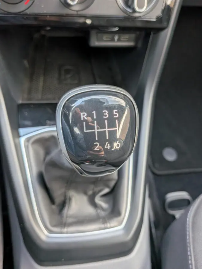 1.0 TSI Life Business