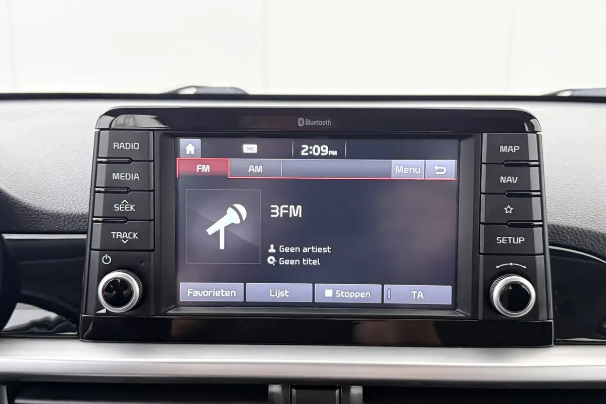 1.0 CVVT DynamicLine Camera Carplay Cruise 14'LMV Navi