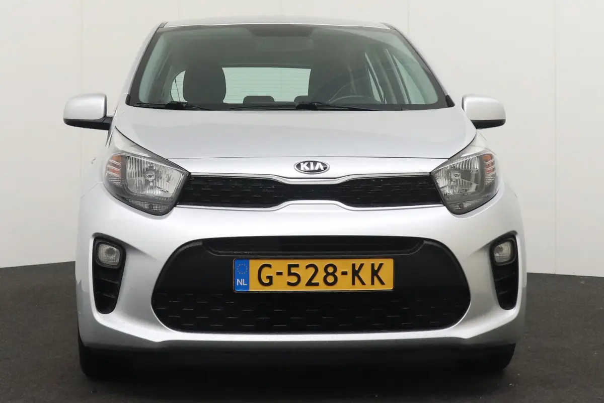 1.0 CVVT DynamicLine Camera Carplay Cruise 14'LMV Navi