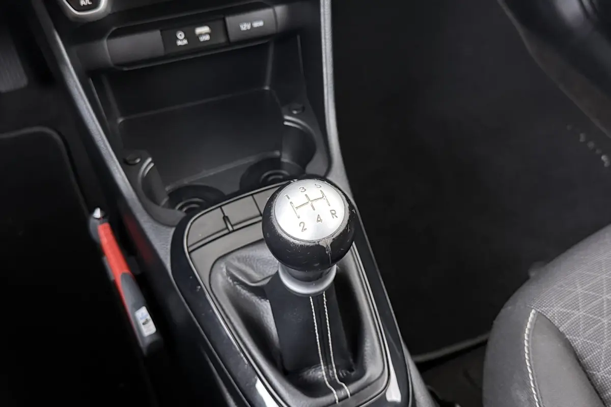1.0 CVVT DynamicLine Camera Carplay Cruise 14'LMV Navi