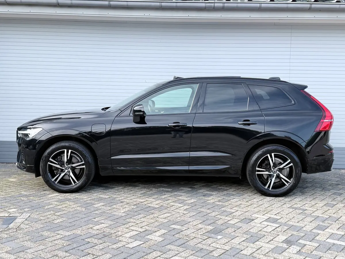 2.0 T6 Recharge AWD R-Design|PANO|T.HAAK|H&K|CAMERA|MEMORY|PILOT ASSIST|