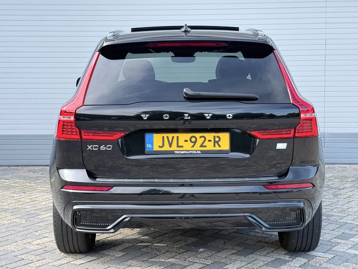 2.0 T6 Recharge AWD R-Design|PANO|T.HAAK|H&K|CAMERA|MEMORY|PILOT ASSIST|