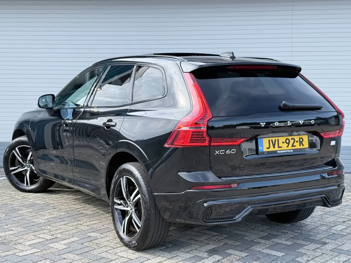 2.0 T6 Recharge AWD R-Design|PANO|T.HAAK|H&K|CAMERA|MEMORY|PILOT ASSIST|