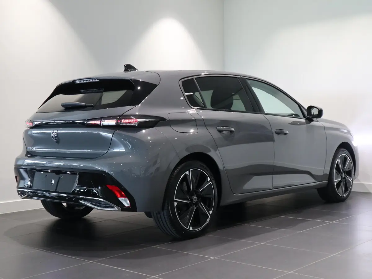 Allure 54 kWh CAMERA - CRUISE CONTROL - KEYLESS - BEL VOOR ACTUELE KM-STAND