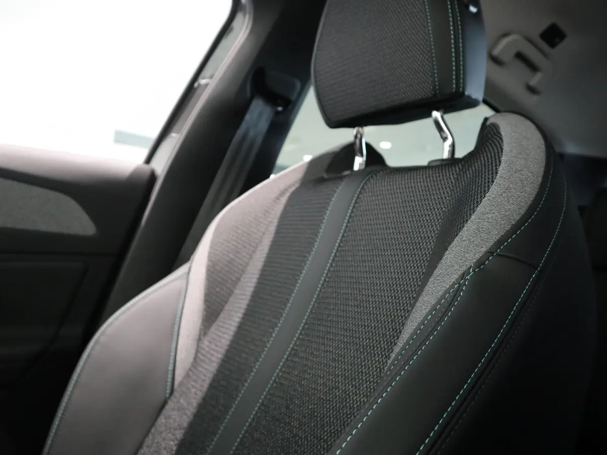 Allure 54 kWh CAMERA - CRUISE CONTROL - KEYLESS - BEL VOOR ACTUELE KM-STAND
